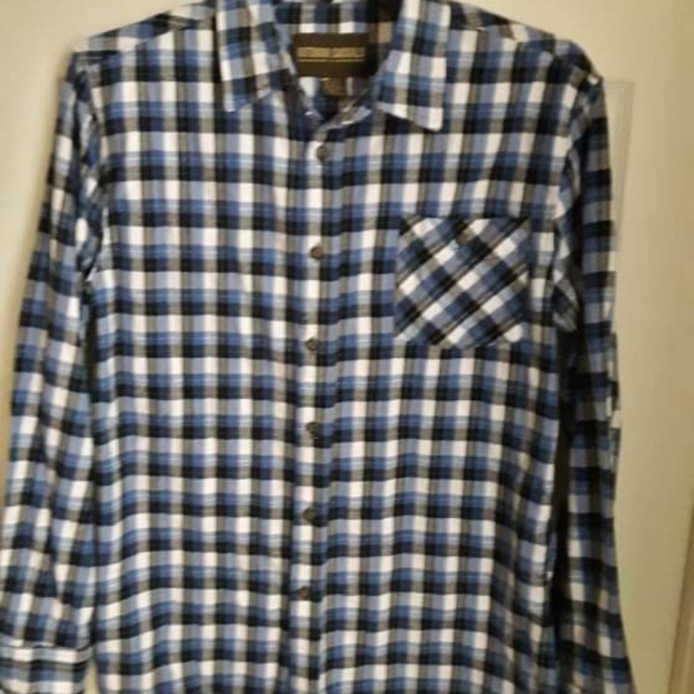 Super soft flannel button down shirt size large from outdoor casuals